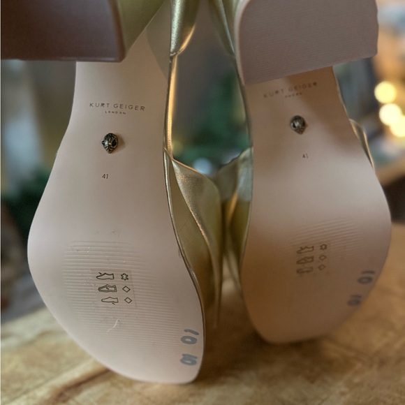 Kurt Geiger Elegant Gold Ankle Strap Heels sandals gold heels dressy block pumps - Picture 6 of 10